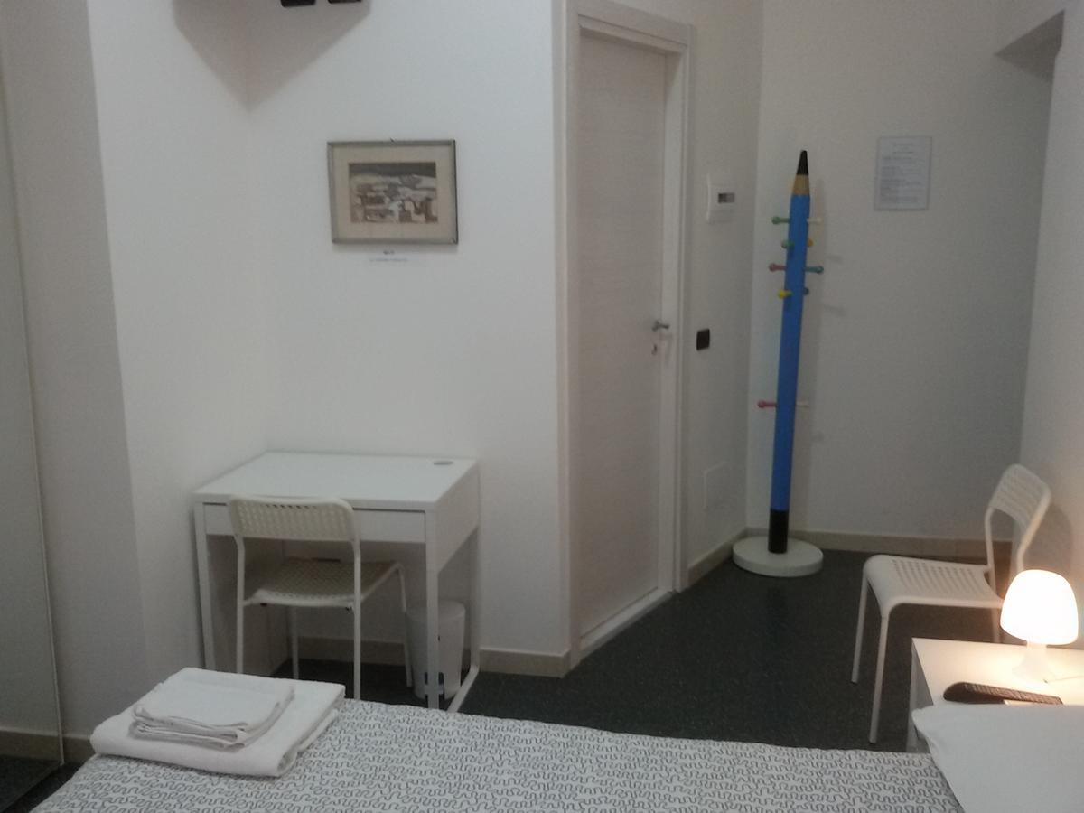 Superior Single Room,649670391:JPEG